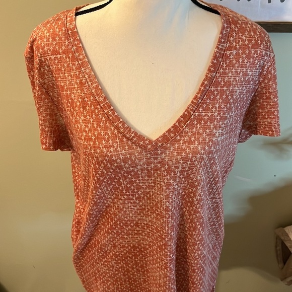 Caslon v- neckline linen short sleeve top - Picture 4 of 13